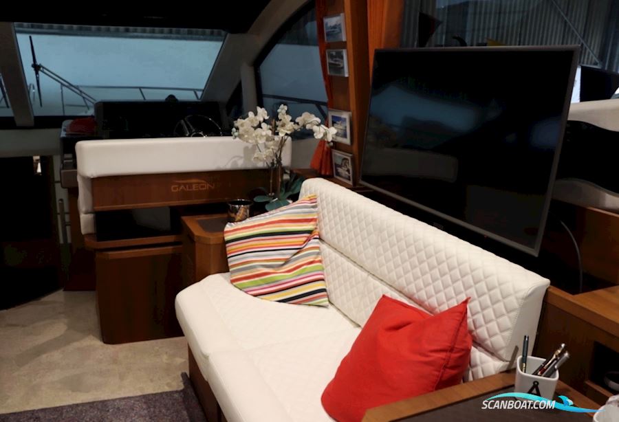 Galeon 560 Skydeck