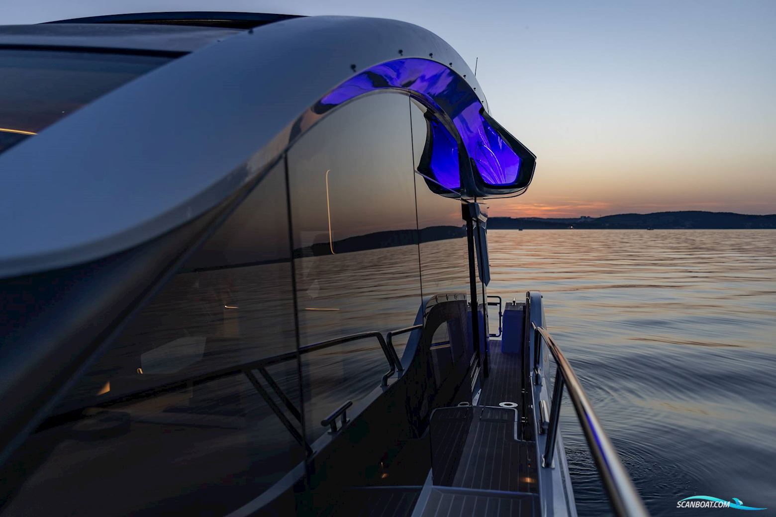 Galeon 570 Sky