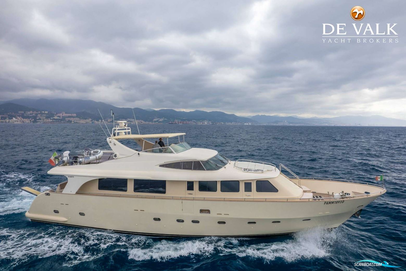 Gianetti Navetta 24 Motorboat 2004, with Caterpillar engine, Italy