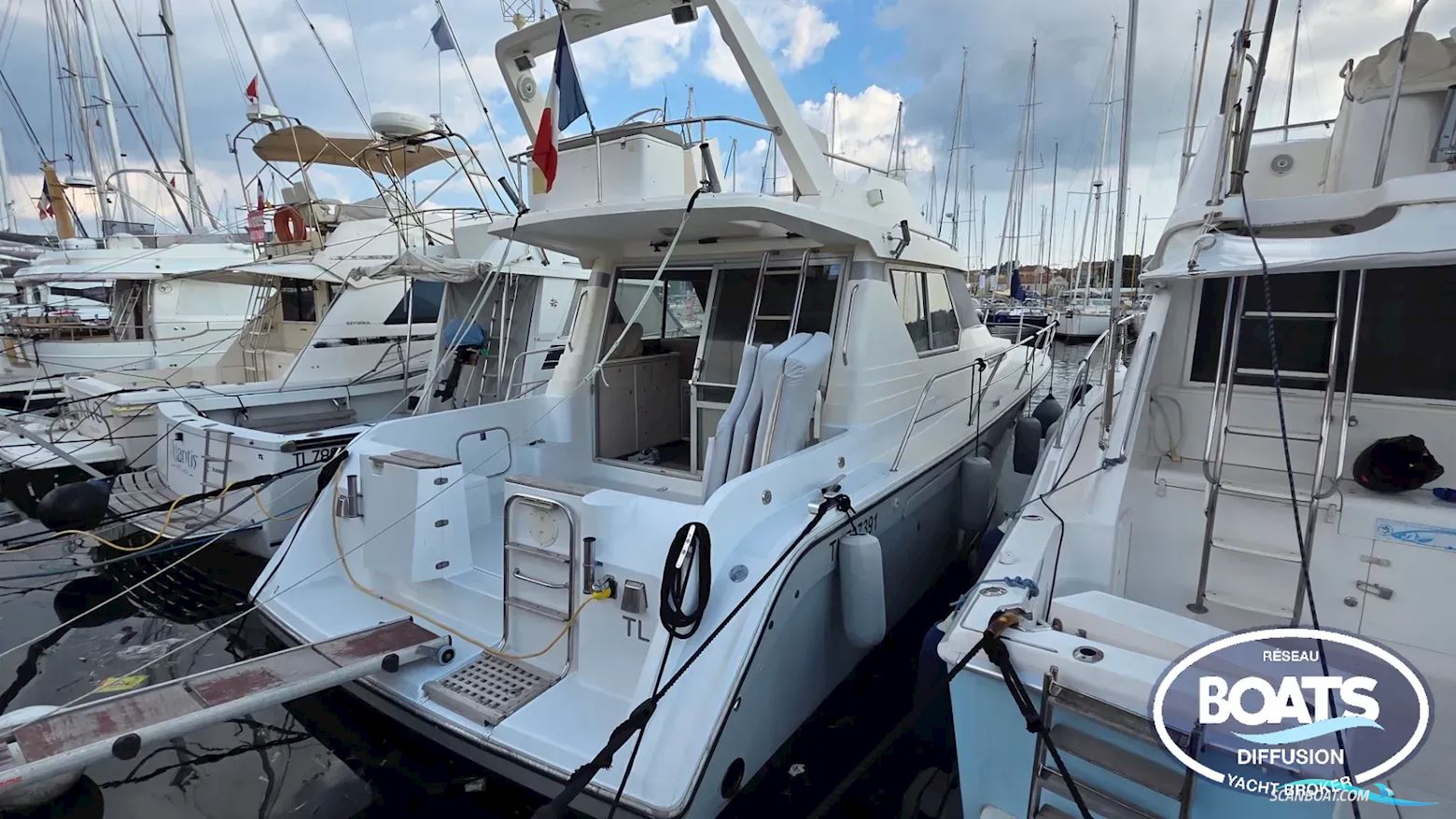 Gibert Marine JAMAICA 38 Motorboat 1990, with IVECO engine, France