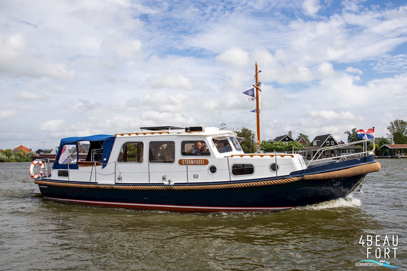 Gillissen Vlet 1080 OK-AK Motorboat 1991, with Daf 475 engine, The Netherlands