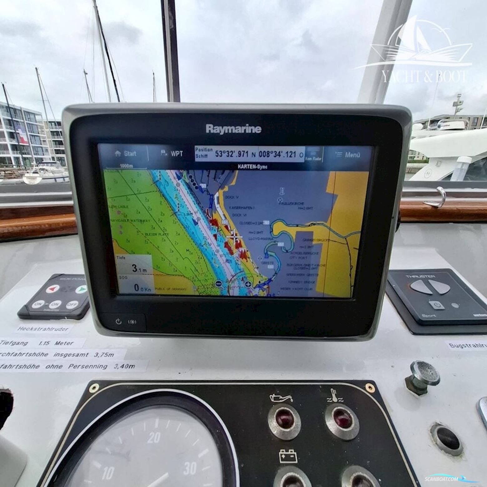 Gladstone Lyall & Co Gladstone Lyall & Co Aquila Queen Trawler 35