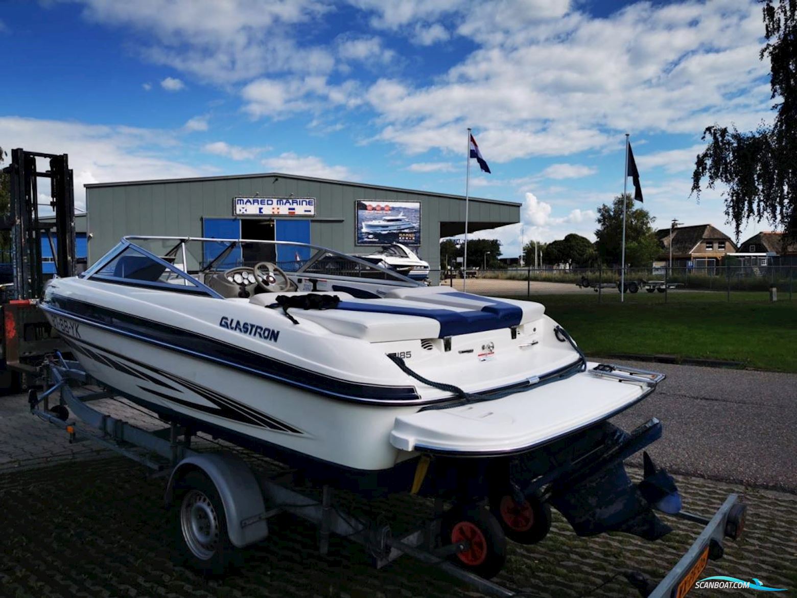 Glastron  GT 185