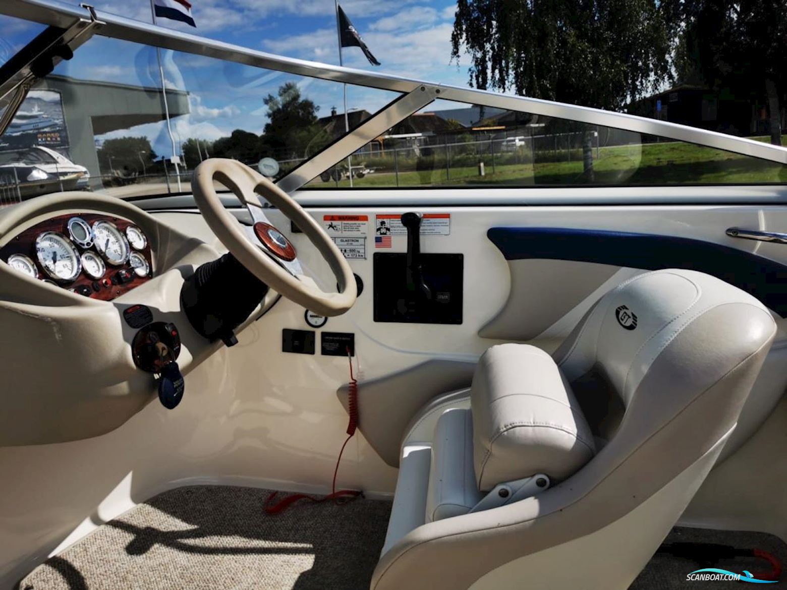 Glastron  GT 185