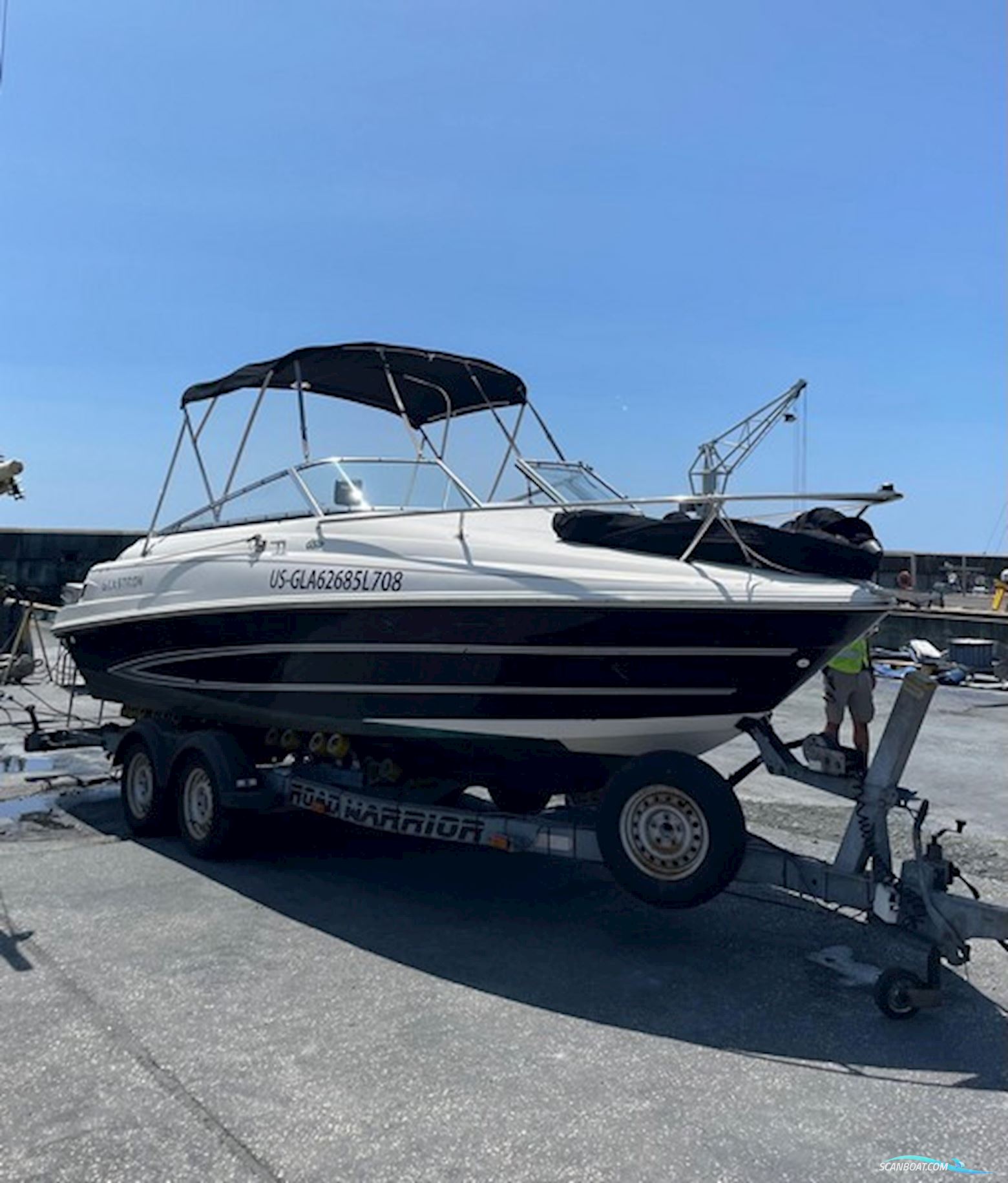 Glastron GS 219 Motorboat 2007, with Mercruiser 5.0 Mpi engine, Portugal