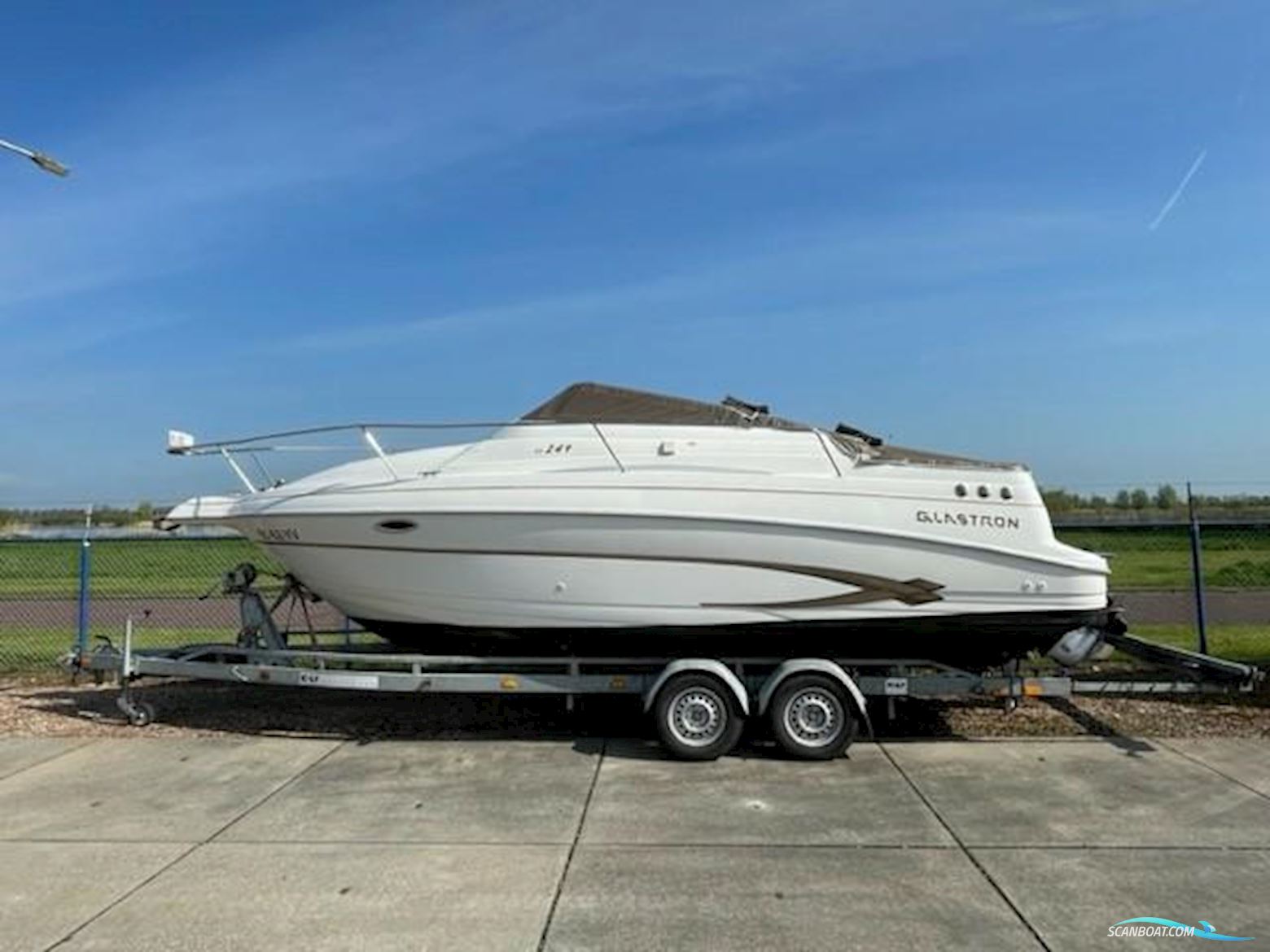 Glastron GS 249 Volvo D3 Diesel