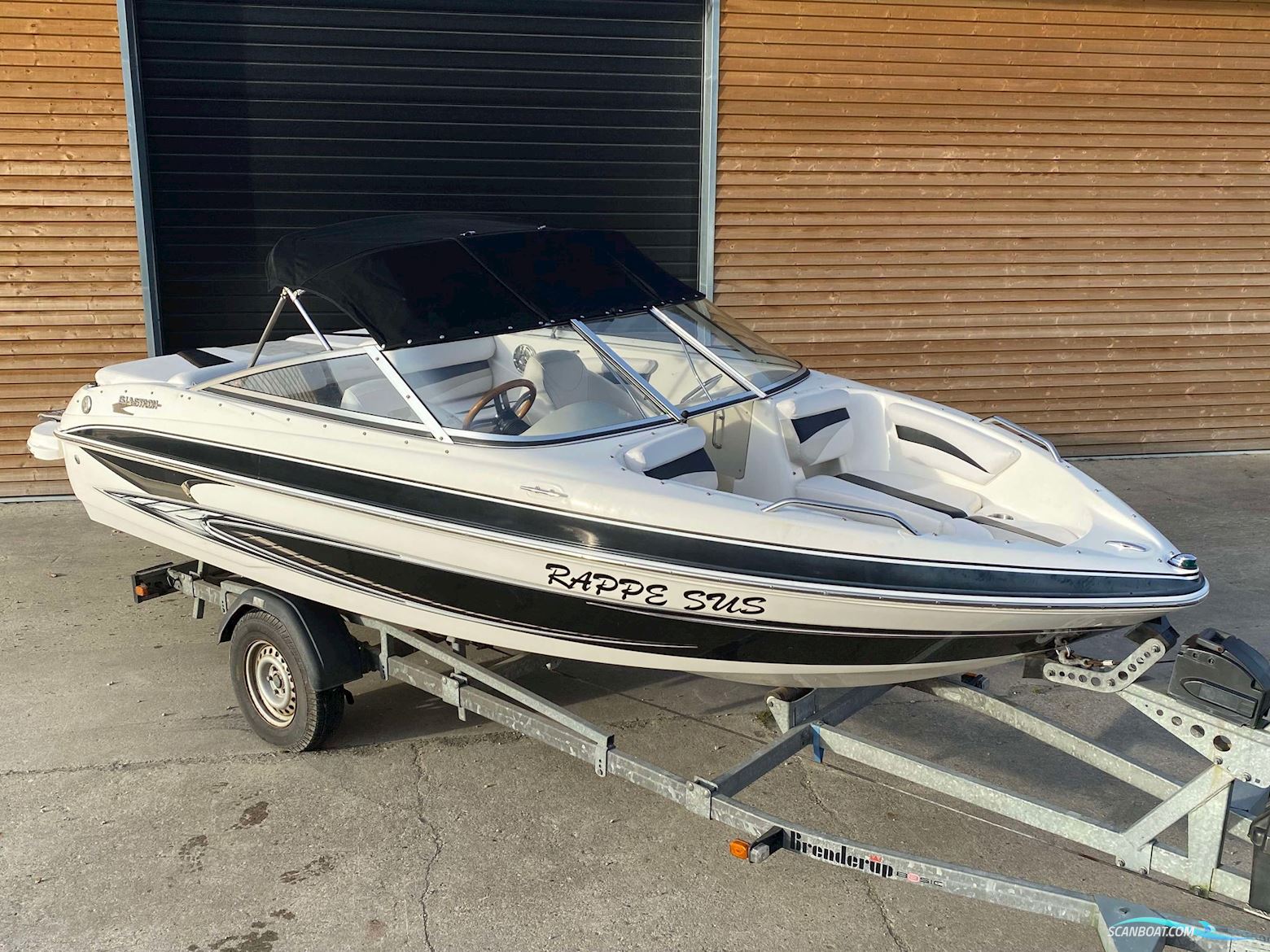 Glastron GT 185 Bowrider Med 3.0 Mercruiser Motorboat 2010, with Mercruiser engine, Denmark