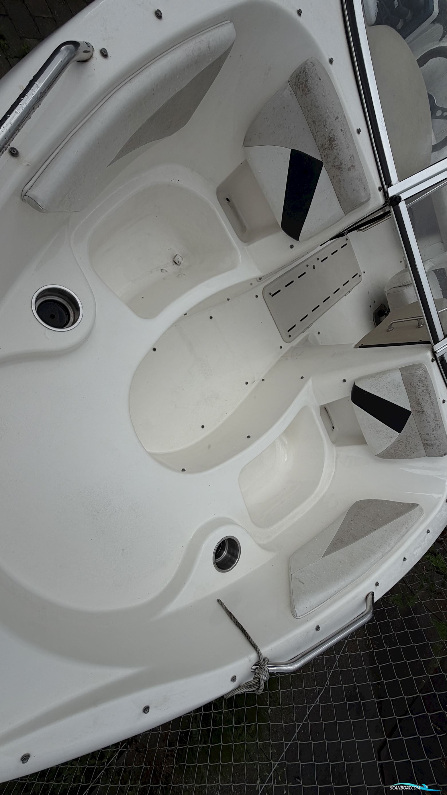 Glastron GT 185