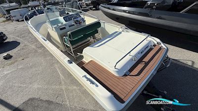 Goldfish 22 Sport Motorboat 2004, with Mercruiser 4.5L 250 V6 Mpi - 2023 engine, Sweden