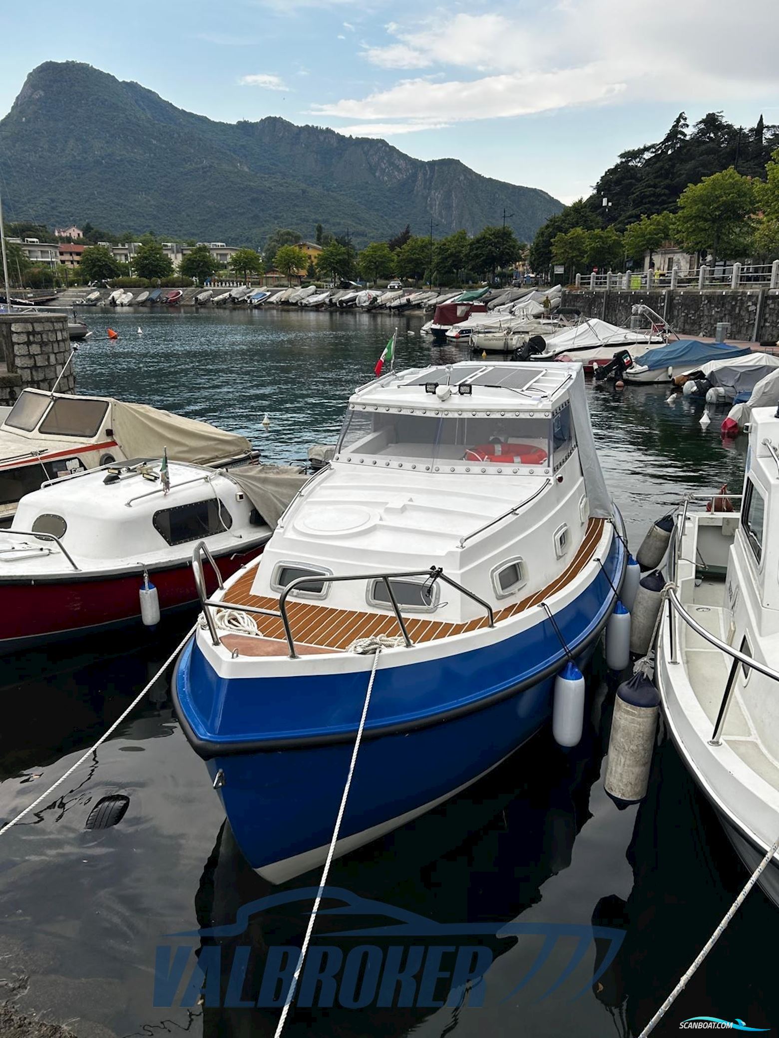 Gozzo Zampieri Mare 6,5 Motorboat 1982, with Vetus M2.18 engine, Italy