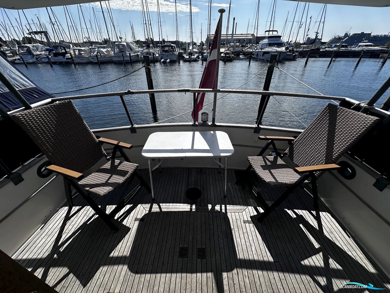 Grand Banks 32