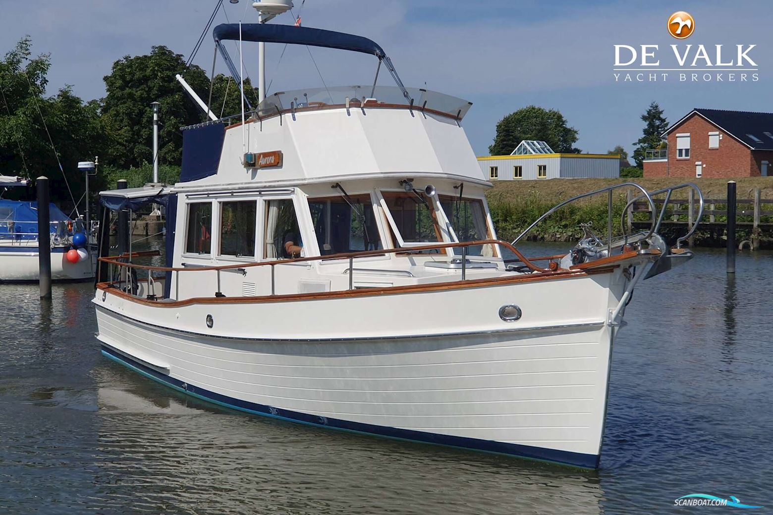 Grand Banks 32