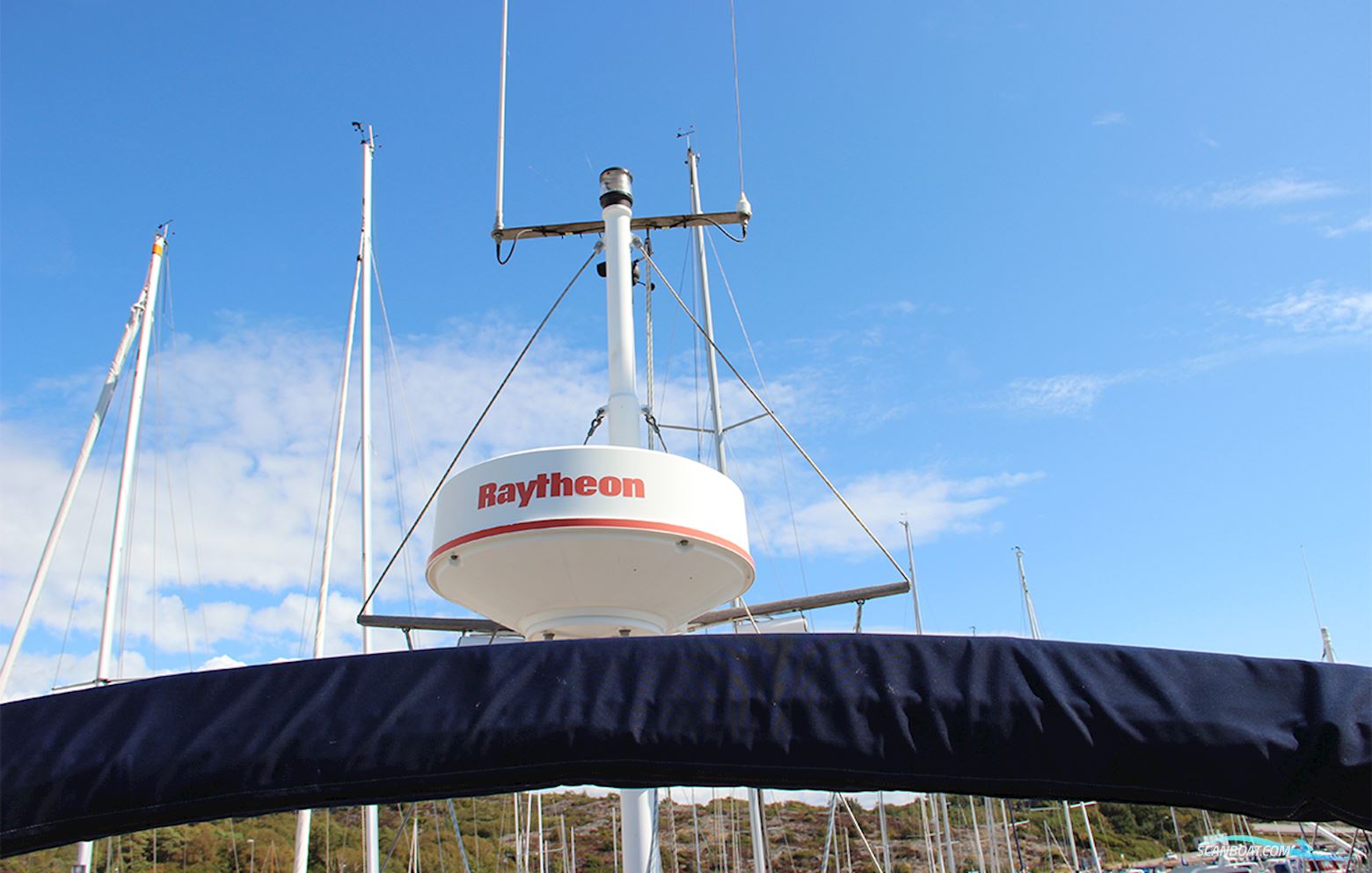 Grand Banks 32