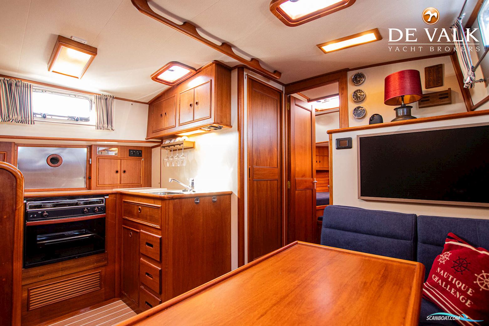 Grand Banks 38 Eastbay EX