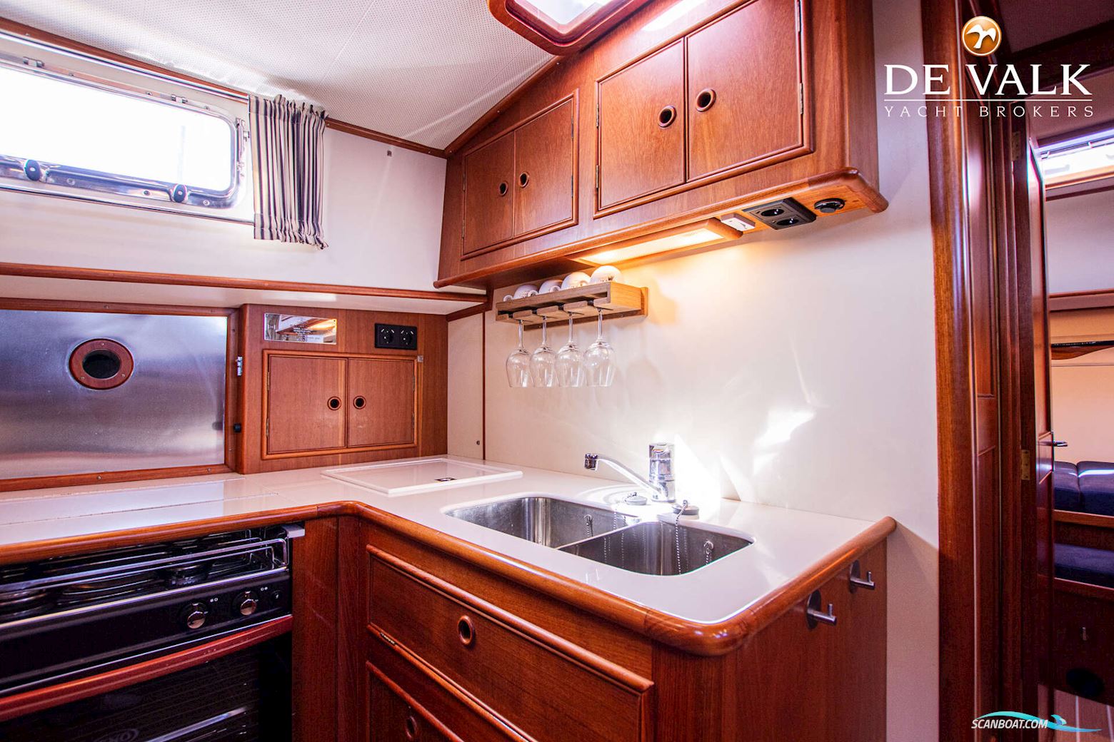 Grand Banks 38 Eastbay EX