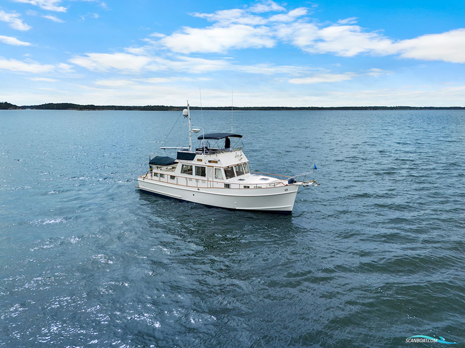 Grand Banks 46 Classic Motorboat 2000, with Caterpillar engine, Sweden