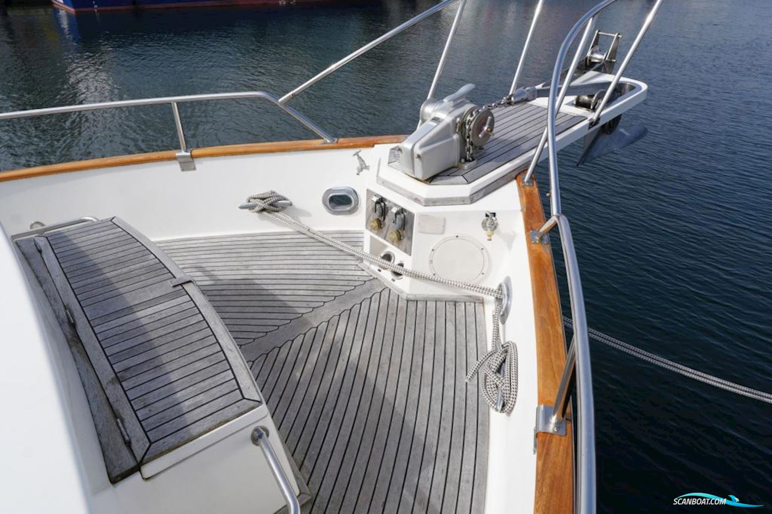 Grand Banks 46 Motor Yacht