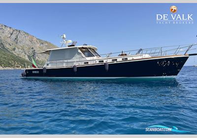 Grand Banks 54 Eastbay SX Motorboat 2004, with Caterpillar engine, Italy