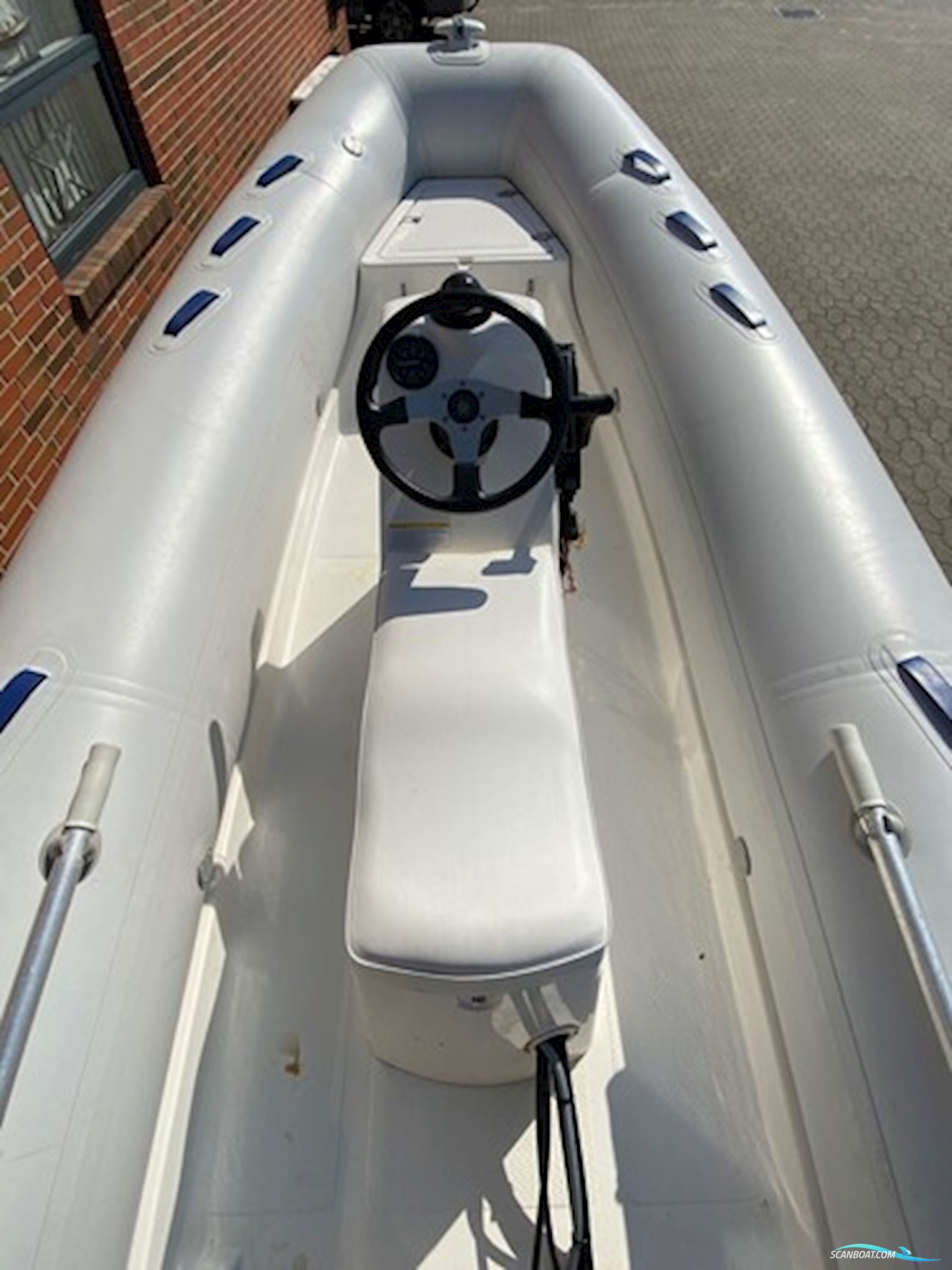 Grand S470 rib m/jockeypult m/Mercury F40 hk EFI og Scandic trailer