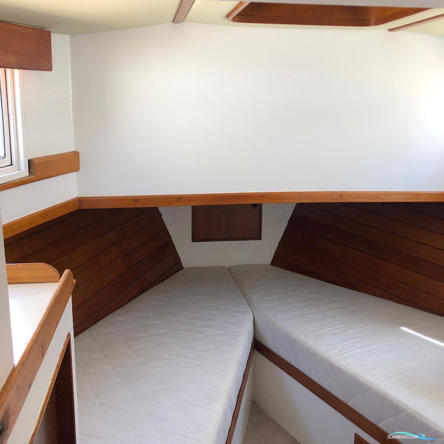 Grandbanks 42 Classic