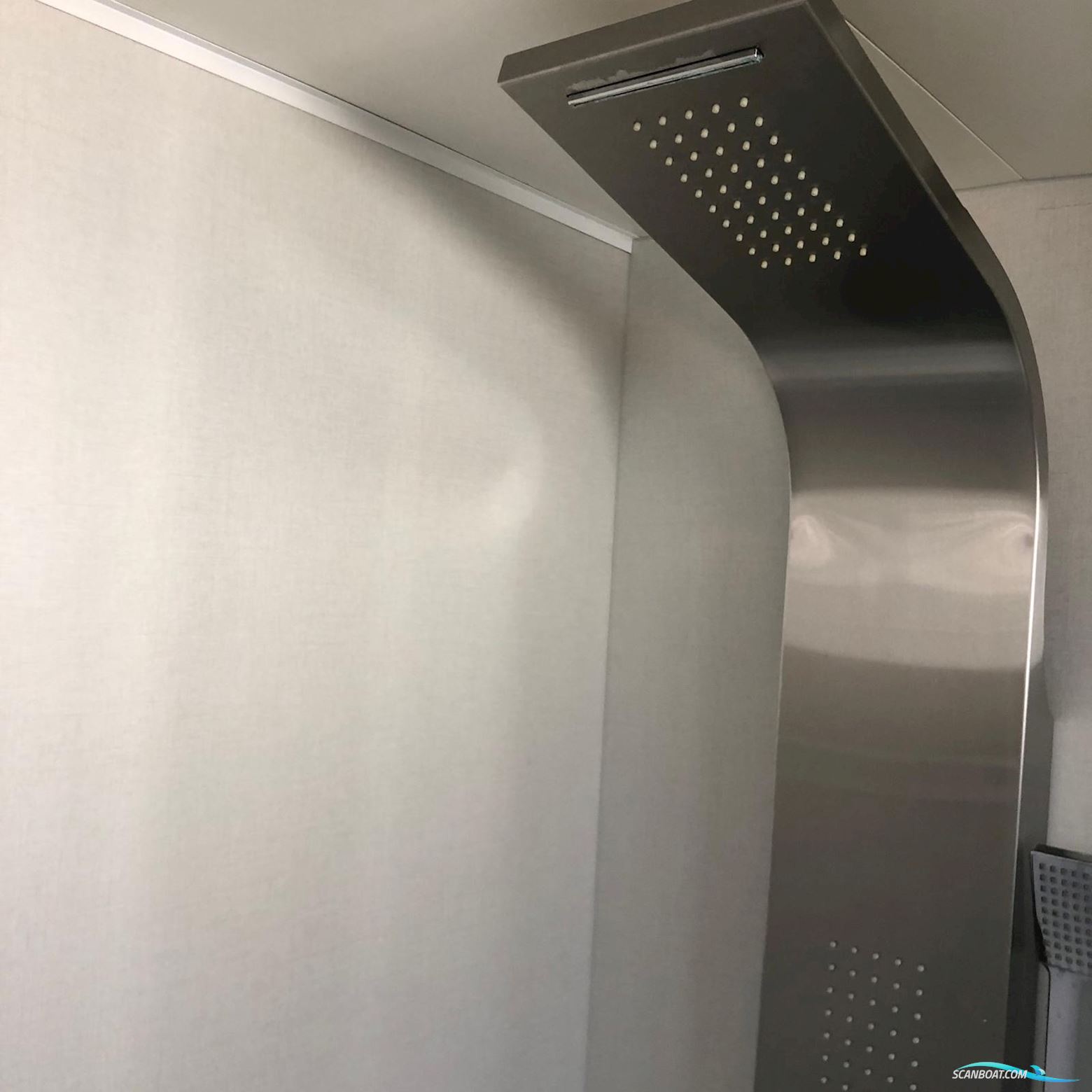 Grandbanks 42 Classic