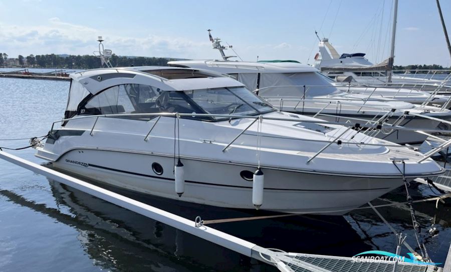 Grandezza 27 OC Motorboat 2013, with Volvo Penta D4-260 engine, Sweden