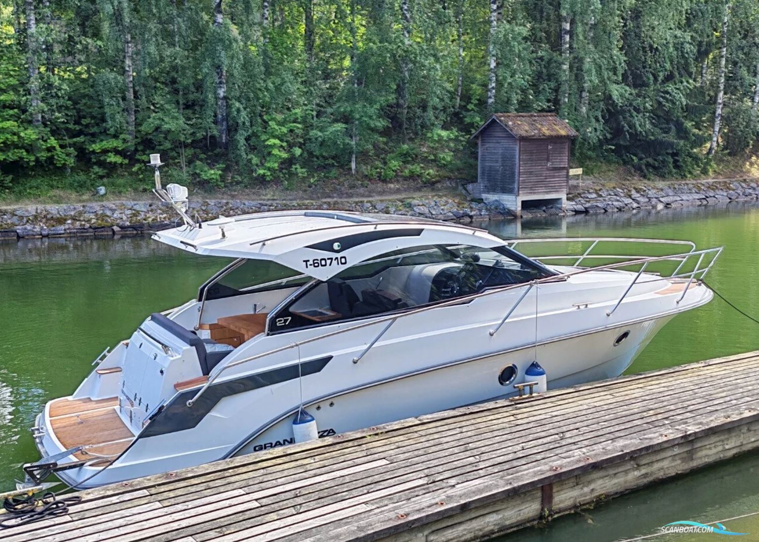 Grandezza 27 OC Motorboat 2014, with Volvo Penta D4 engine, Finland