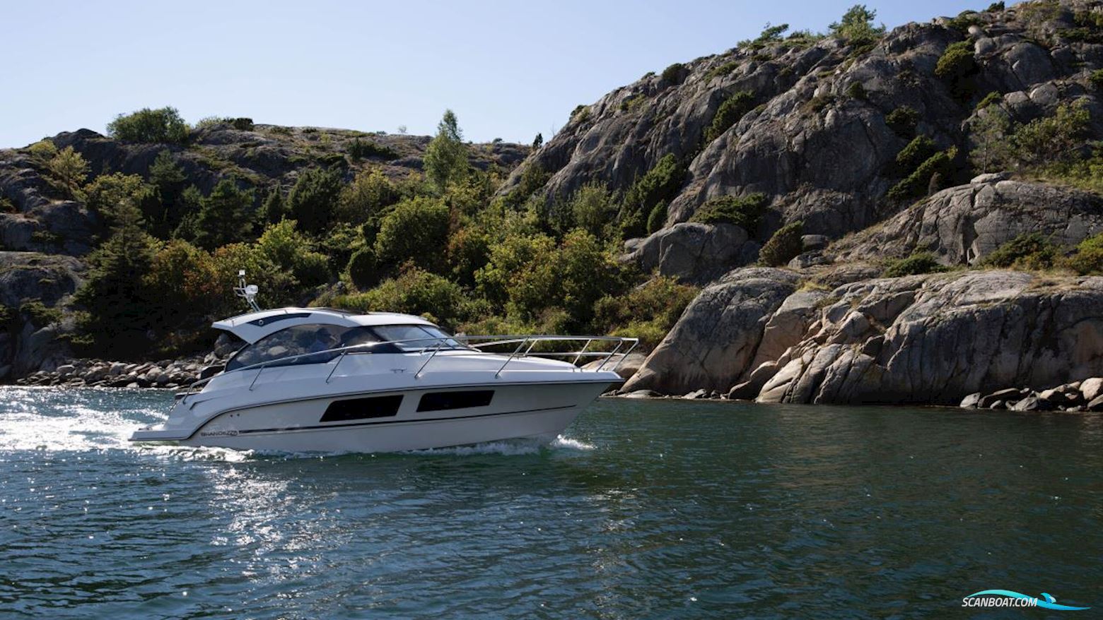 Grandezza 28 OC Motorboat 2025, with Volvo Penta engine, Sweden