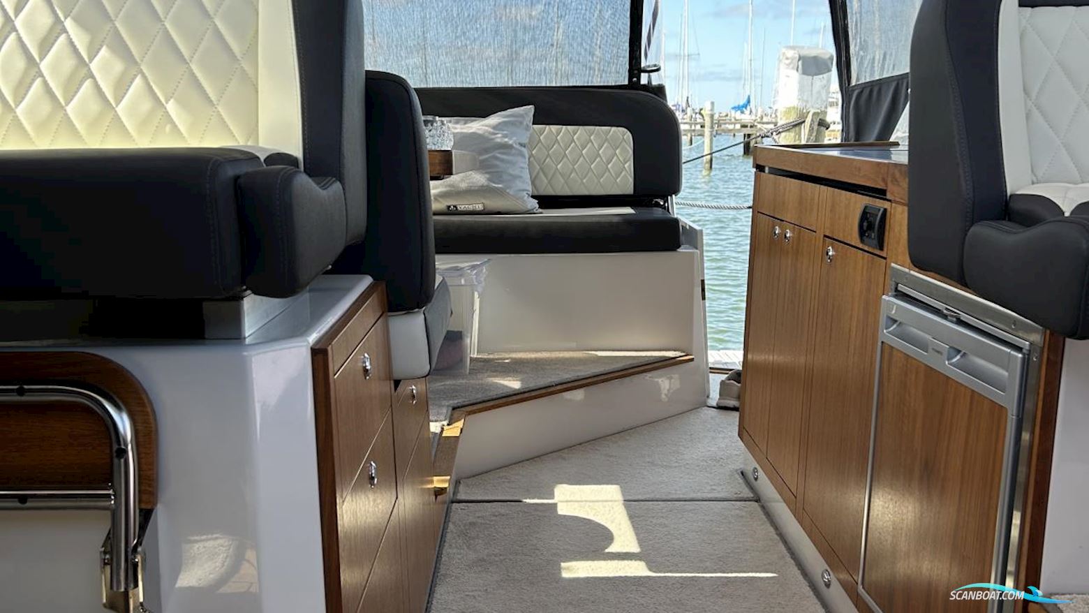Grandezza 34 OC