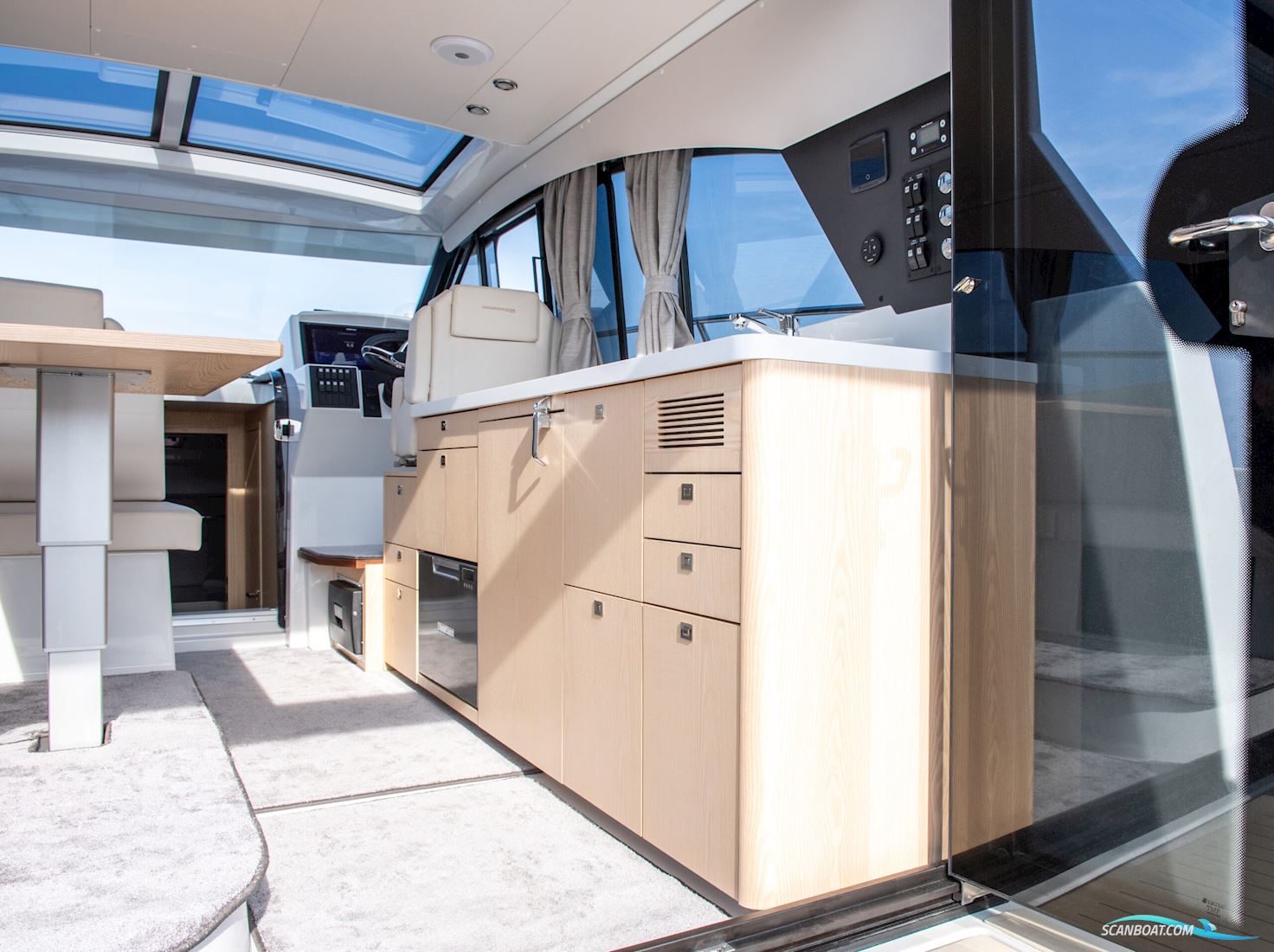 Grandezza 37 Outboard