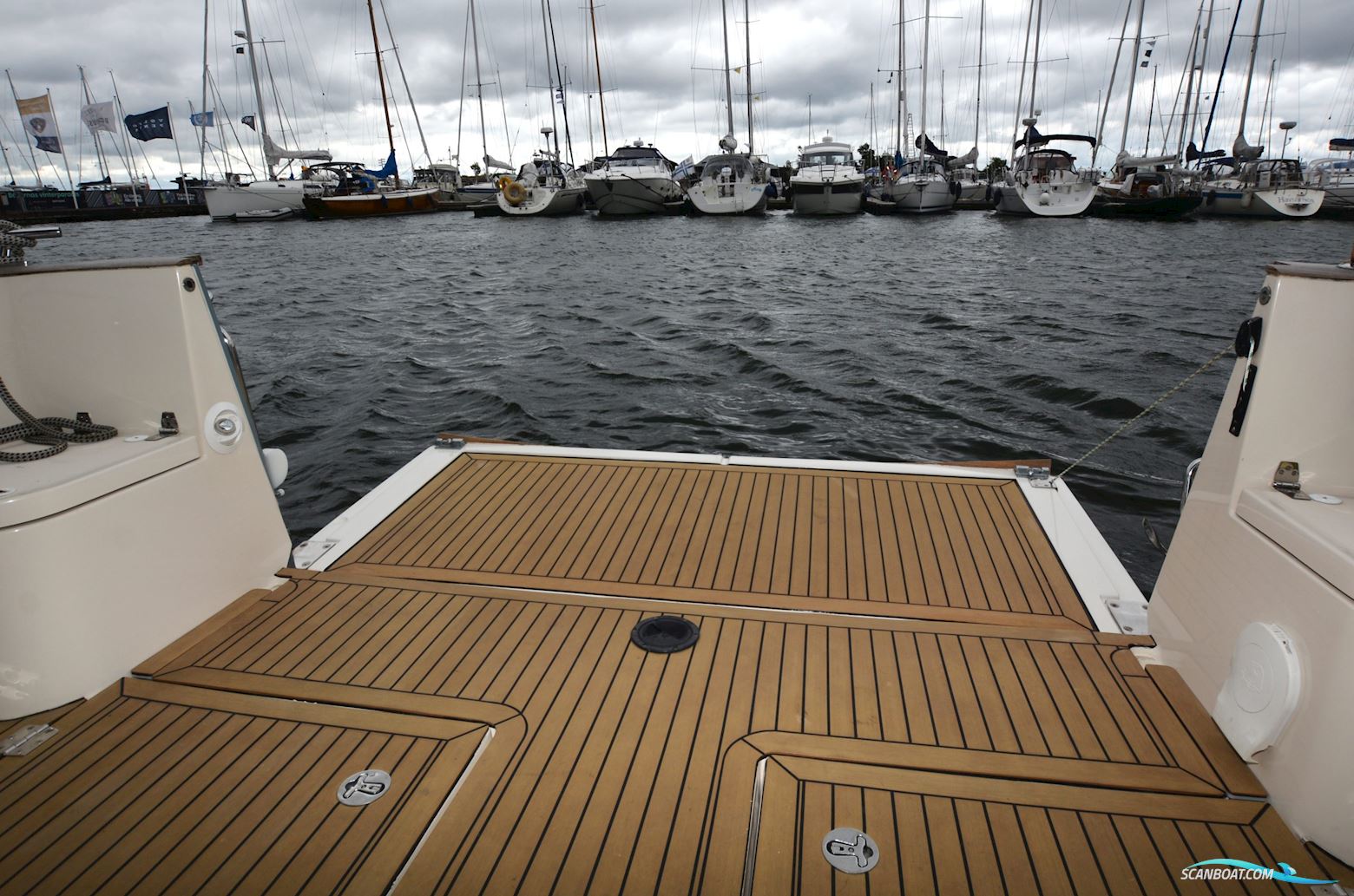 Greenline 33 Hybrid
