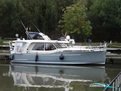 Greenline 33 Motorboat 2015, with Volvo D3-220 engine, Germany