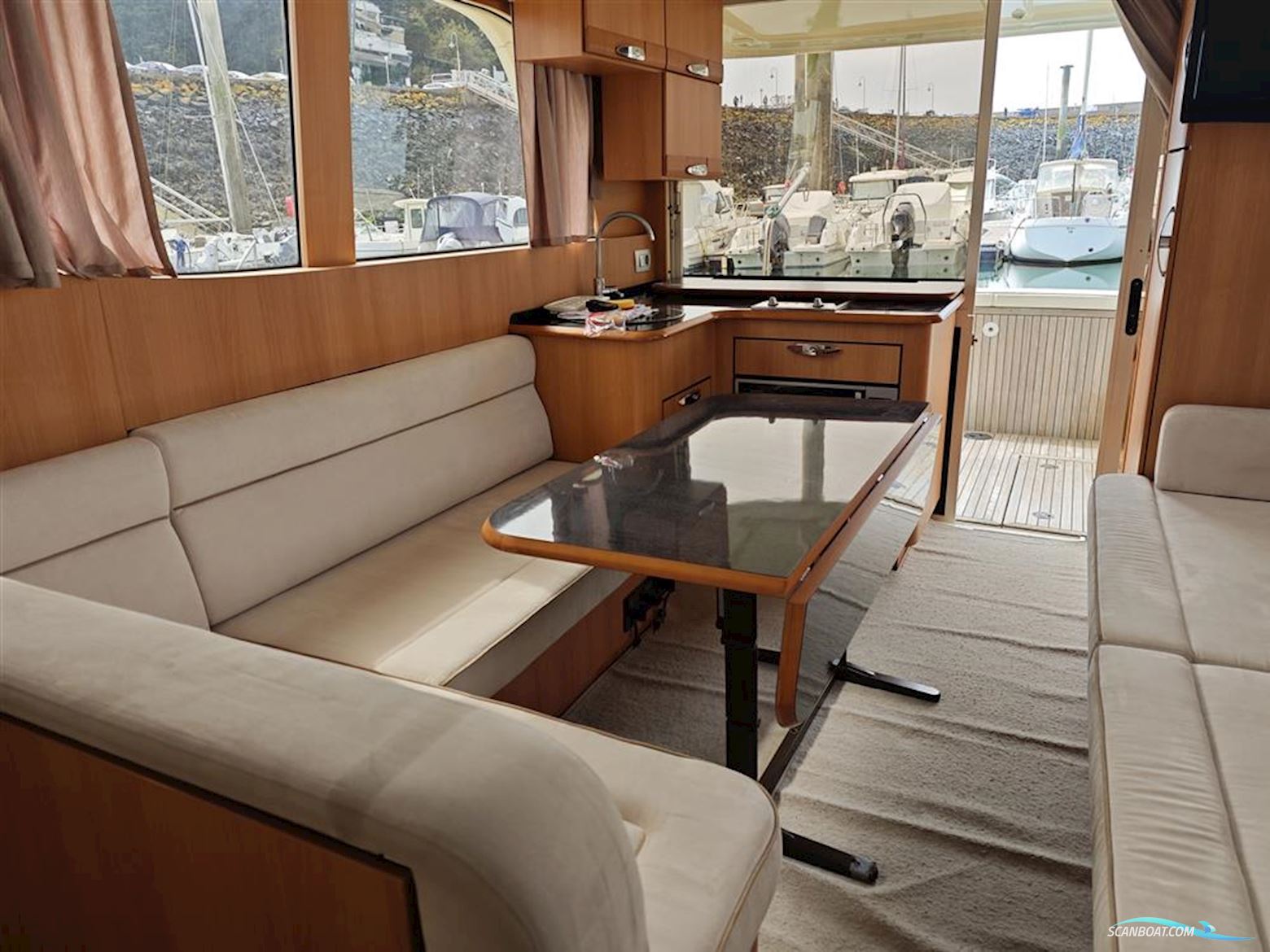 Greenline 33