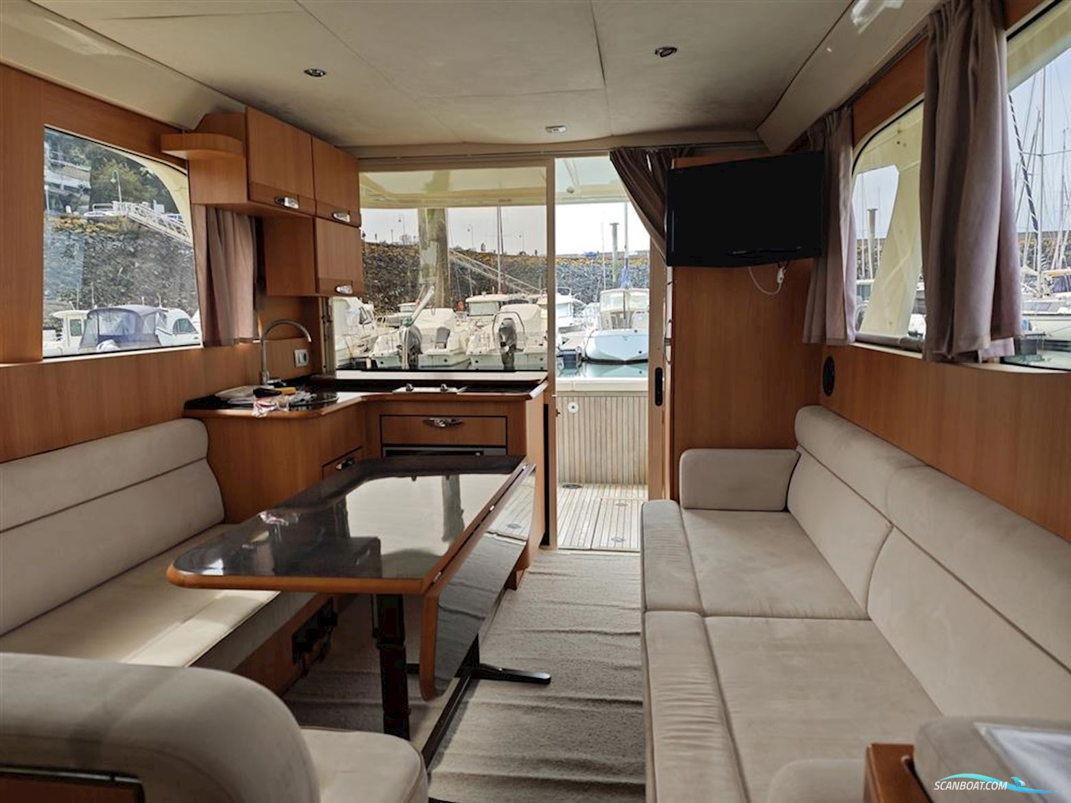 Greenline 33