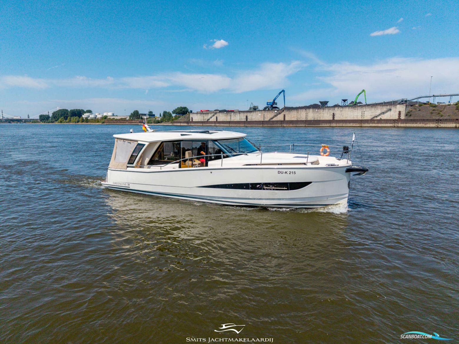 Greenline 39 Motorboat 2018, with Volvo Penta engine, Germany