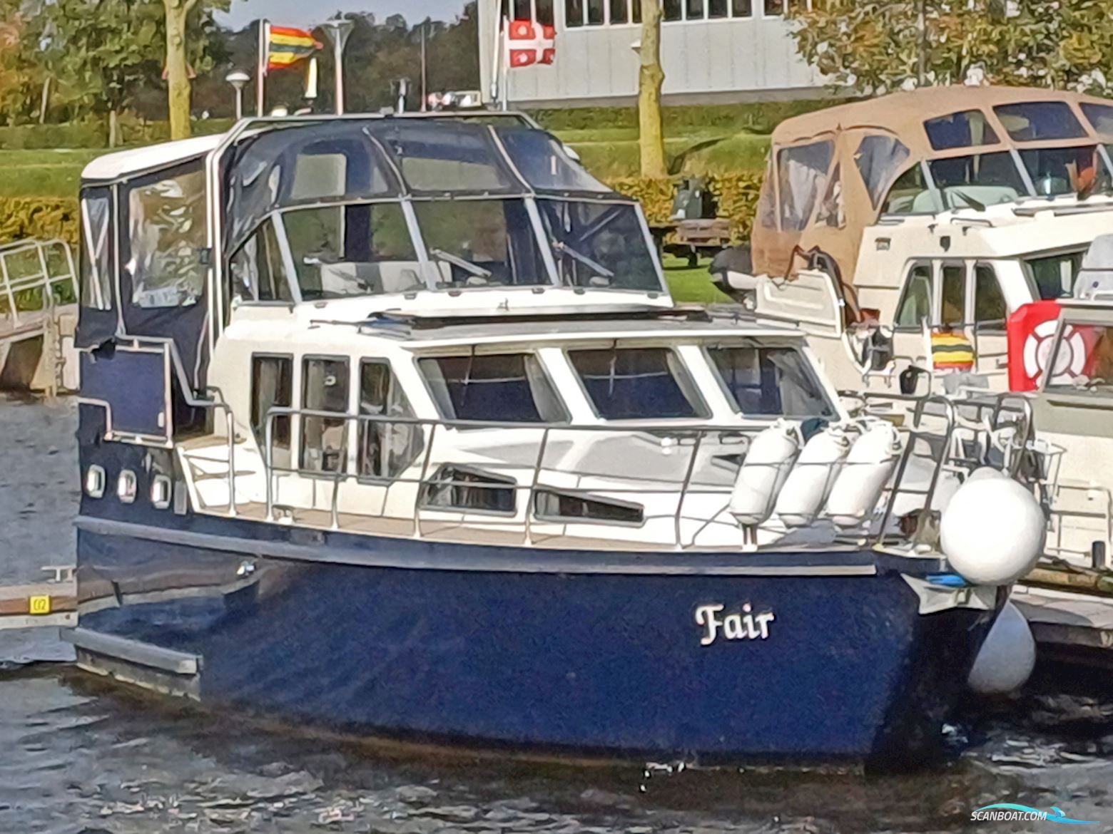 Gruno 38 Elite Royal Motorboat 1997, with Vetus Deutz DTA43 engine, The Netherlands