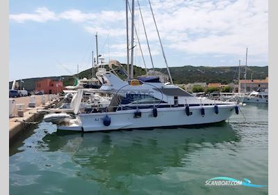 Guy Couach  1401 Fly Motorboat 1991, with GMC engine, France
