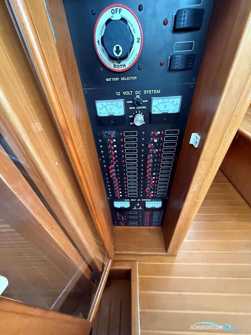 Halvorsen 32 Cruiser