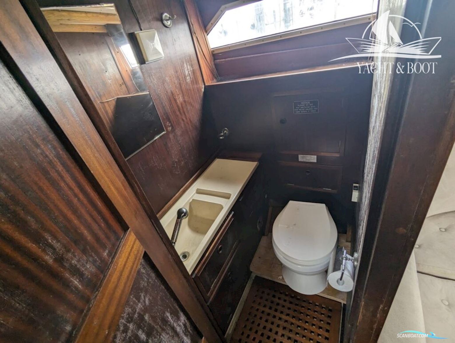 Hansen & Arnutzen Norway Hansen & Arnutzen Norway Mahogany Cruiser