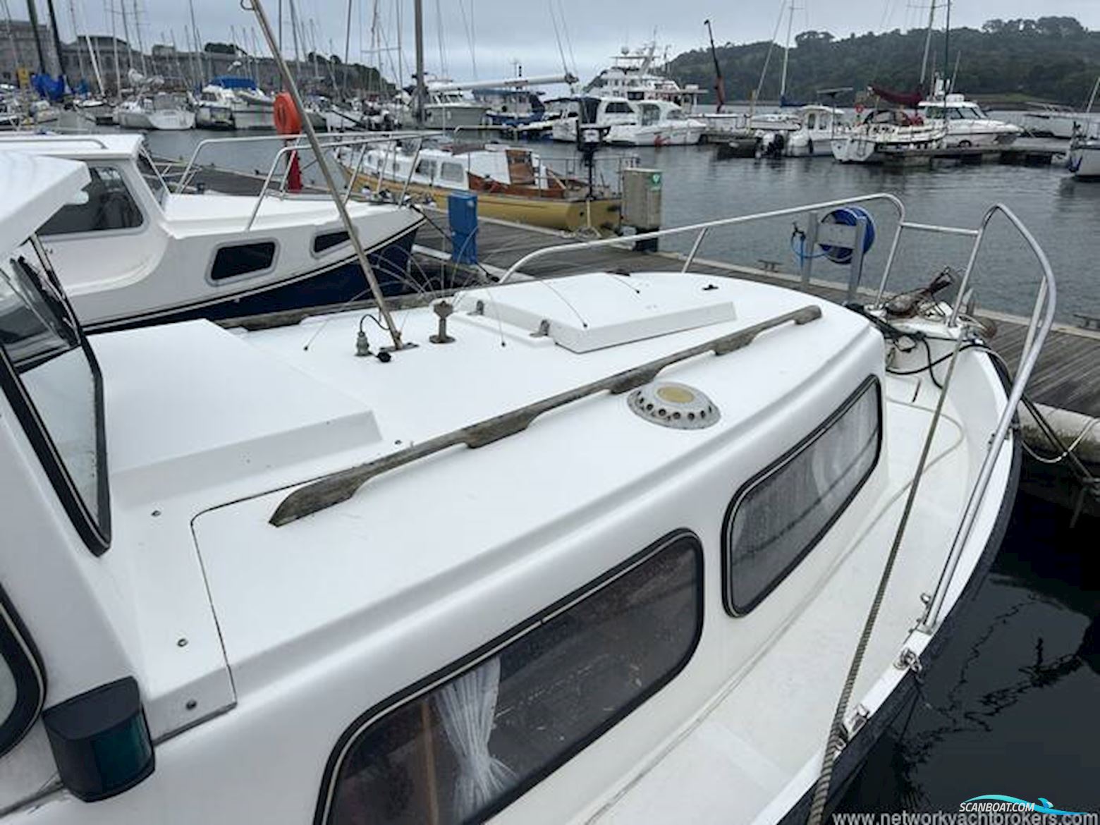 Hardy Marine 25