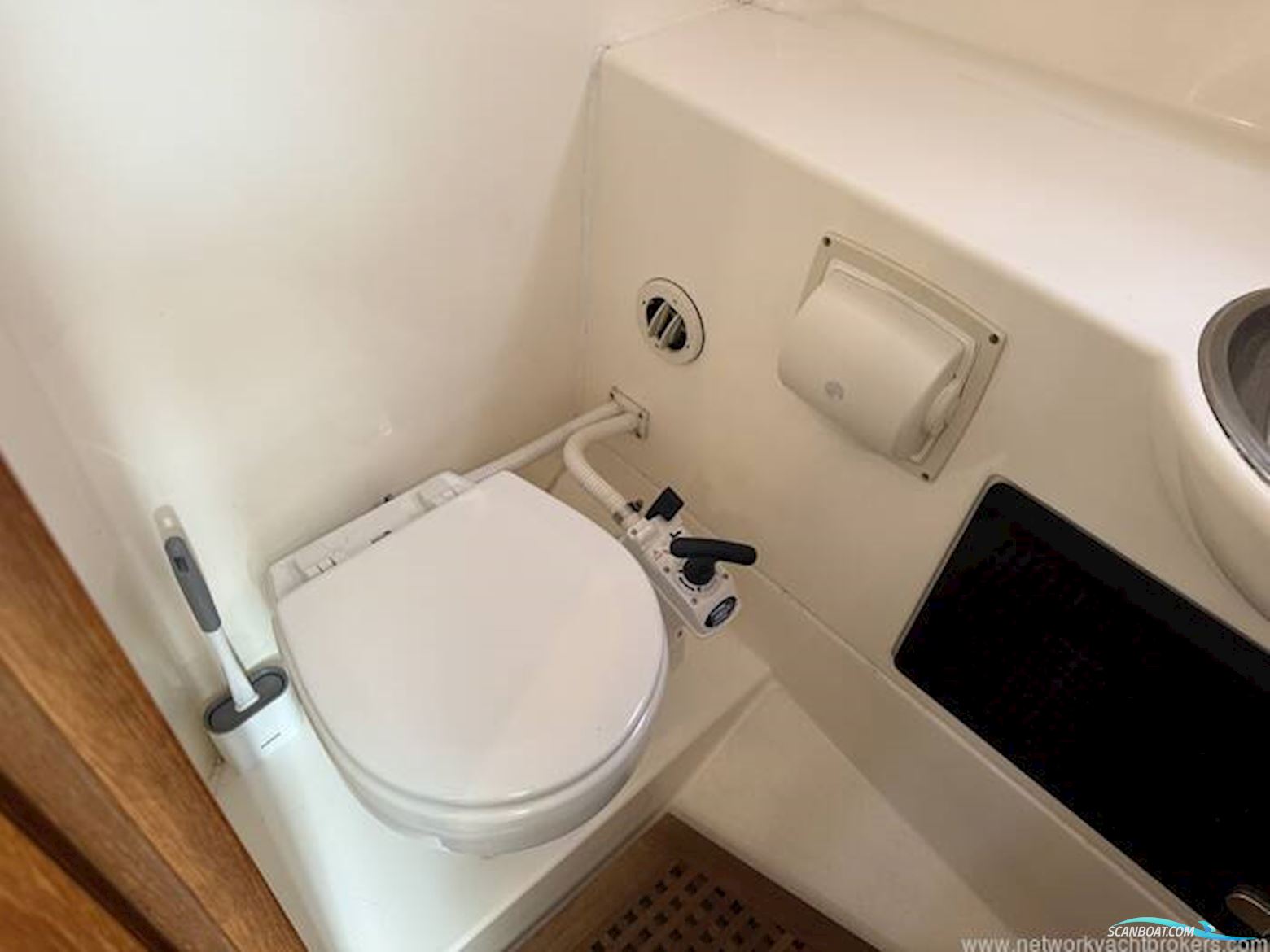 HARDY MARINE 32 Commander