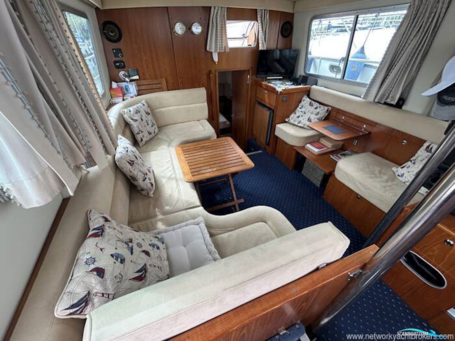 HARDY MARINE 36