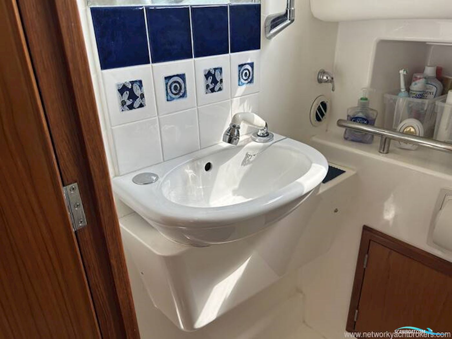 HARDY MARINE 36