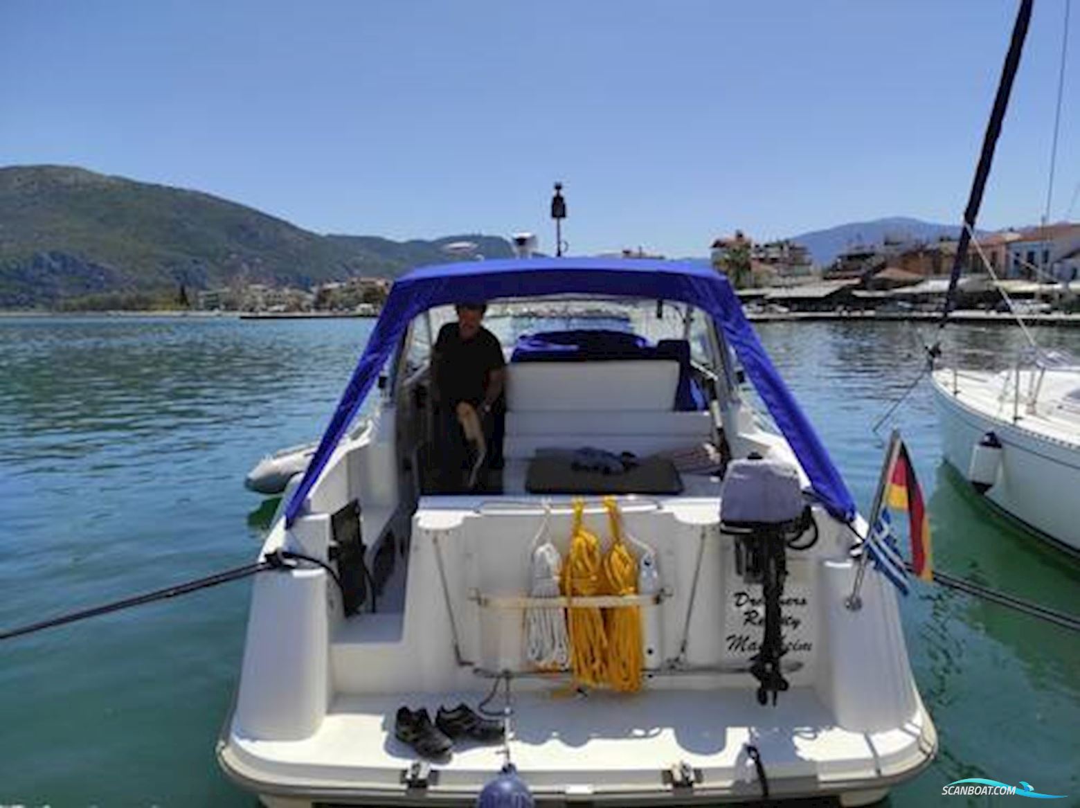 HARDY MARINE Seawing 305