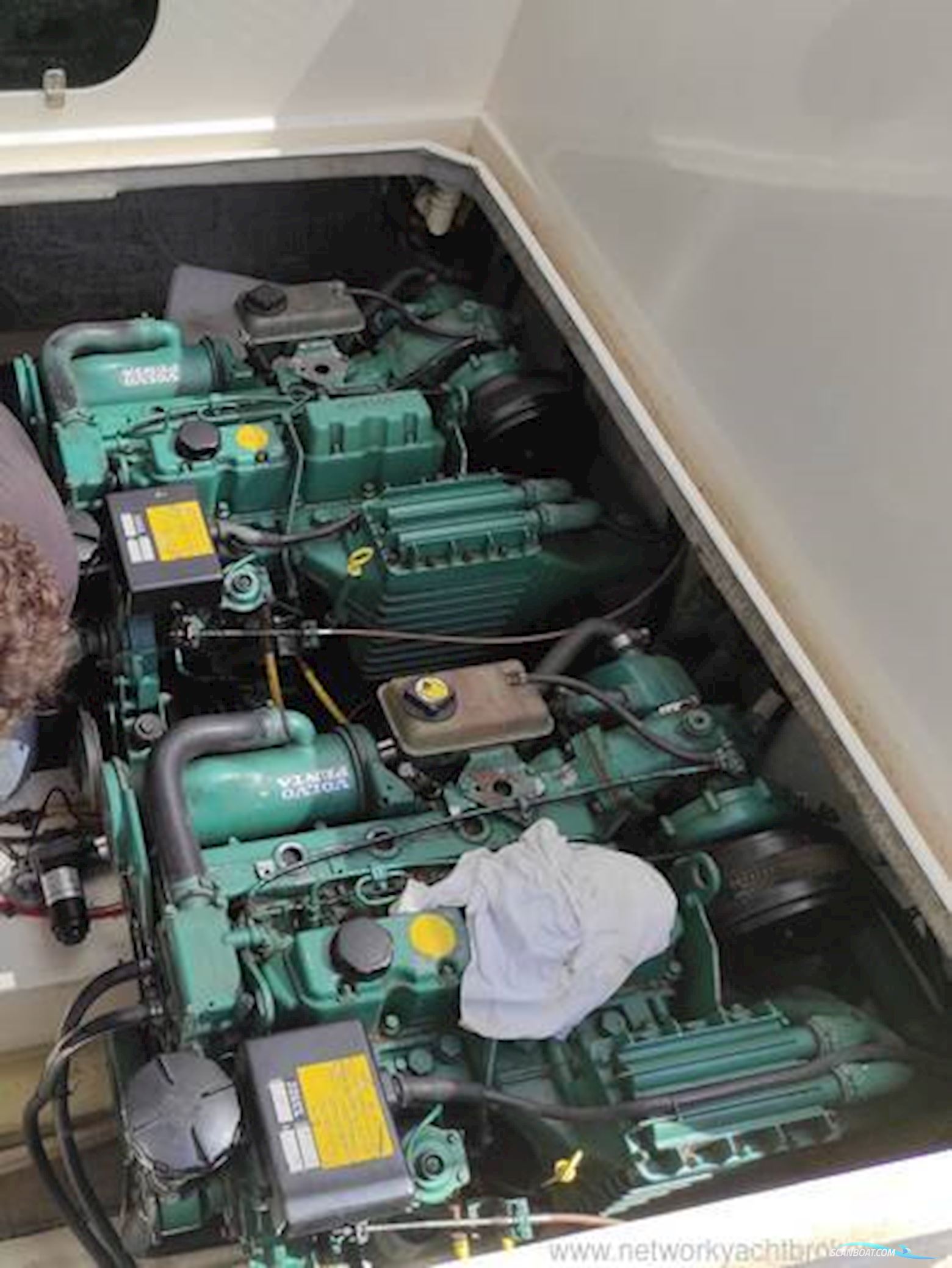 HARDY MARINE Seawing 305