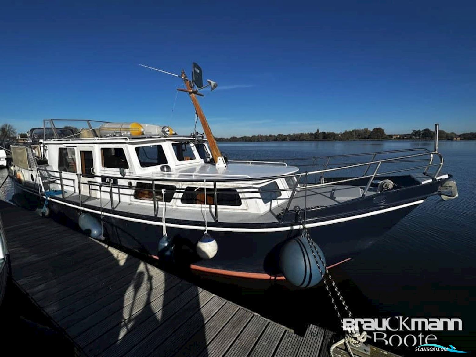 Haren Werft 1100 Motorboat 1979, Germany
