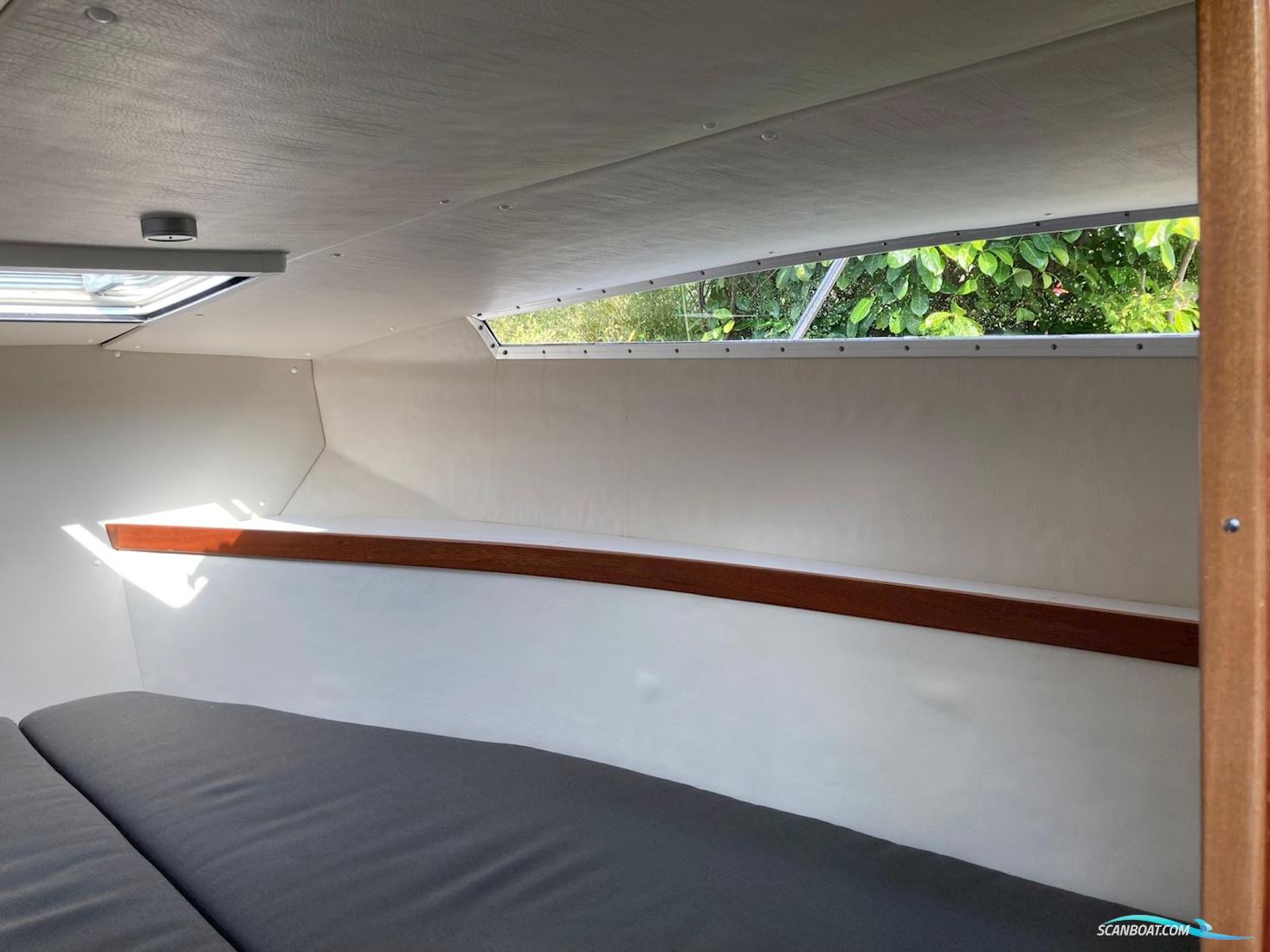 Hilter Royal 840 Flybridge