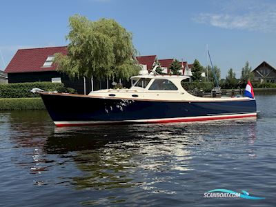 Hinckley Picnic 36 Motorboat 1997, with Yanmar engine, The Netherlands