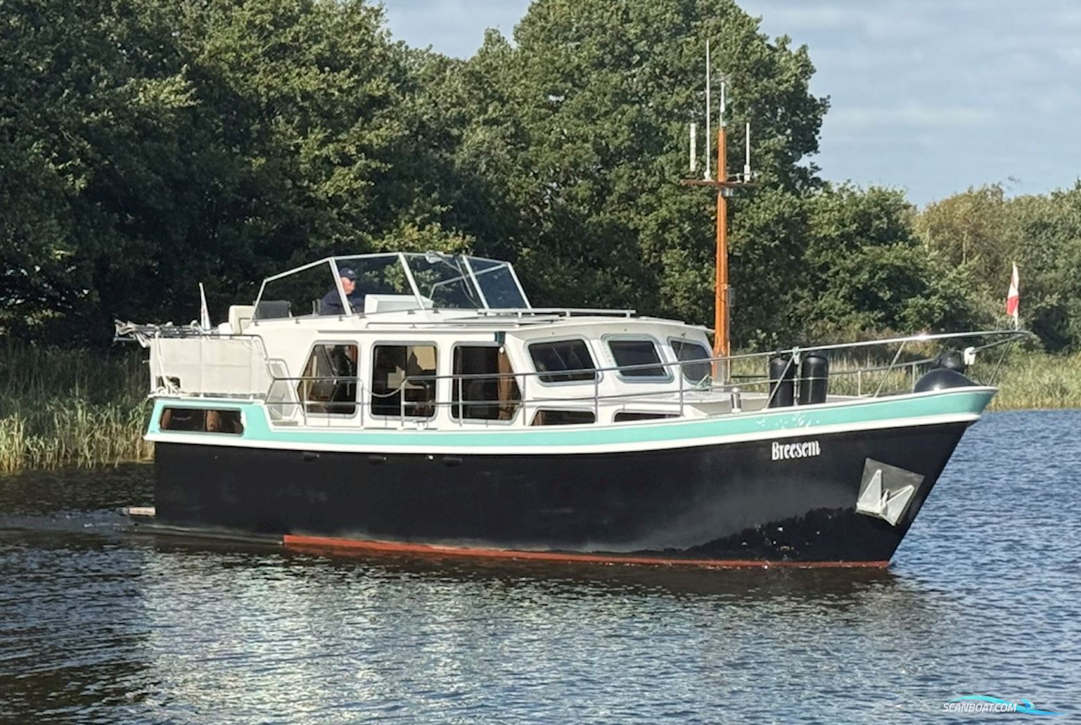 Hoekstra 1200 Motorboat 1993, with Vetus Deutz  engine, The Netherlands