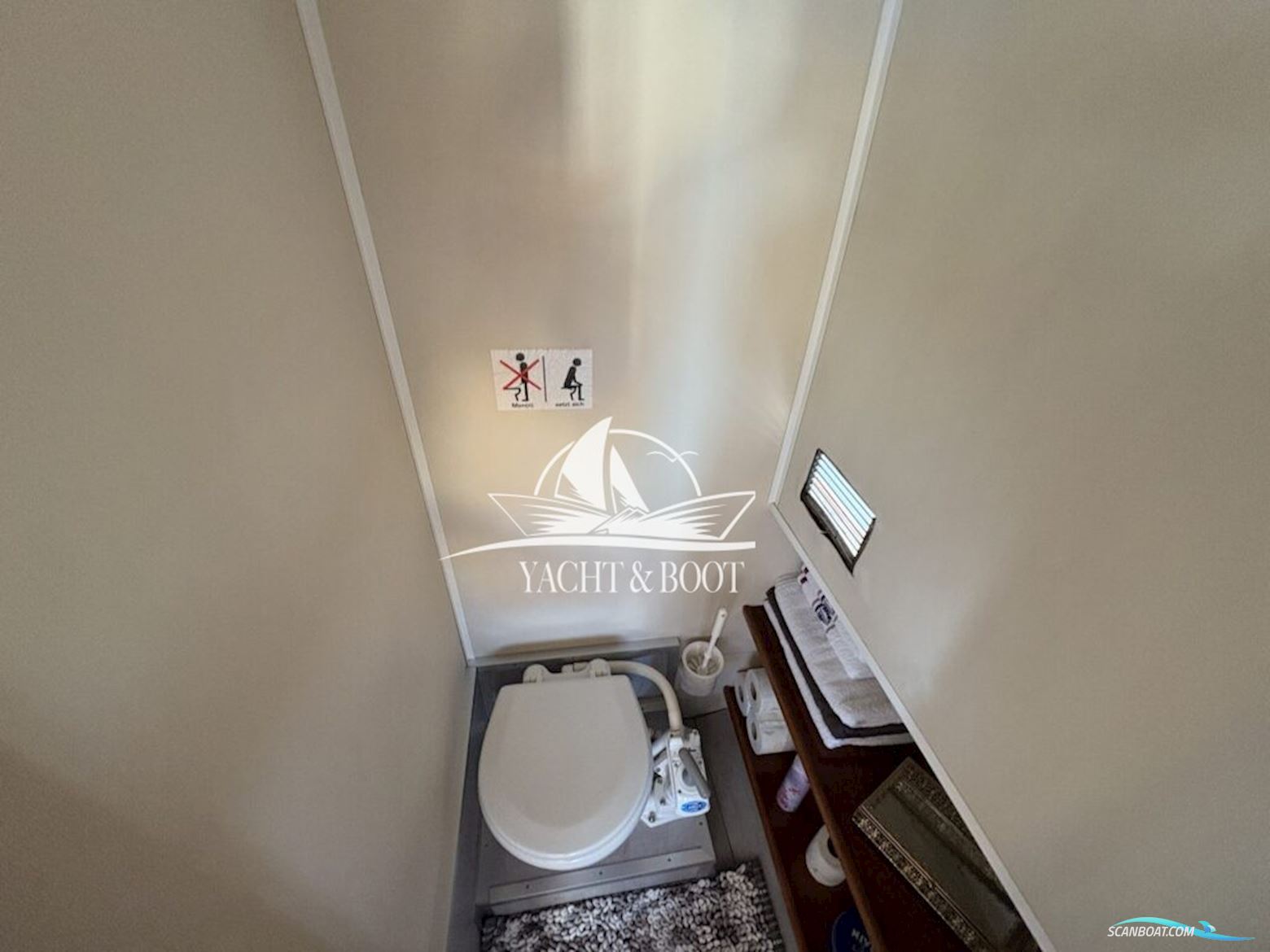 Holländischer Werftbau Crowntrawler 830